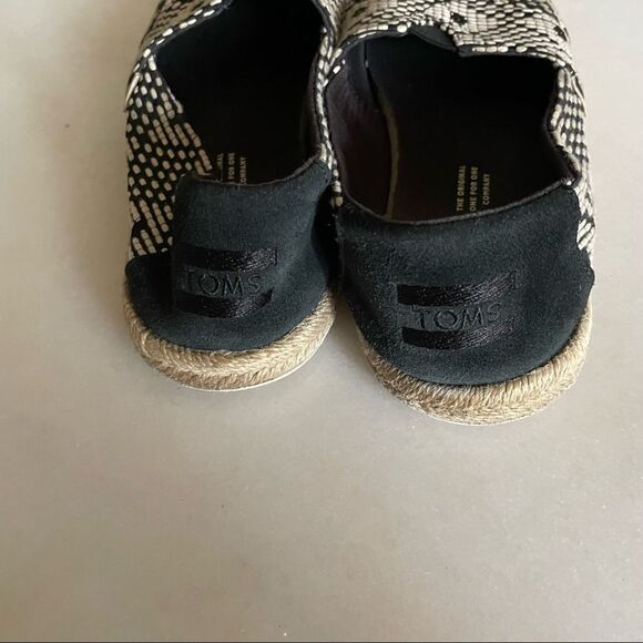 TOMS Black Geometric Diamond Woven Espadrilles - Picture 3 of 6